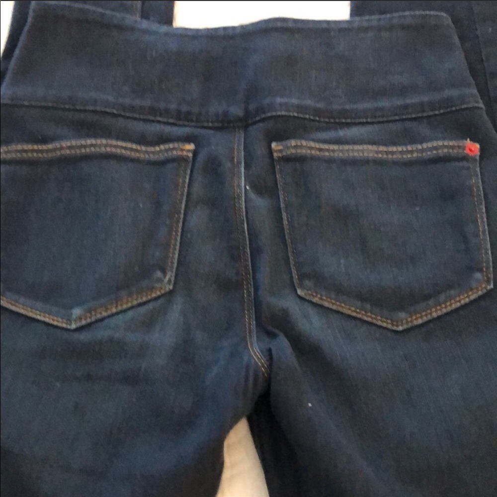 SPANX Signature Skinny Jeans. Great Condition!